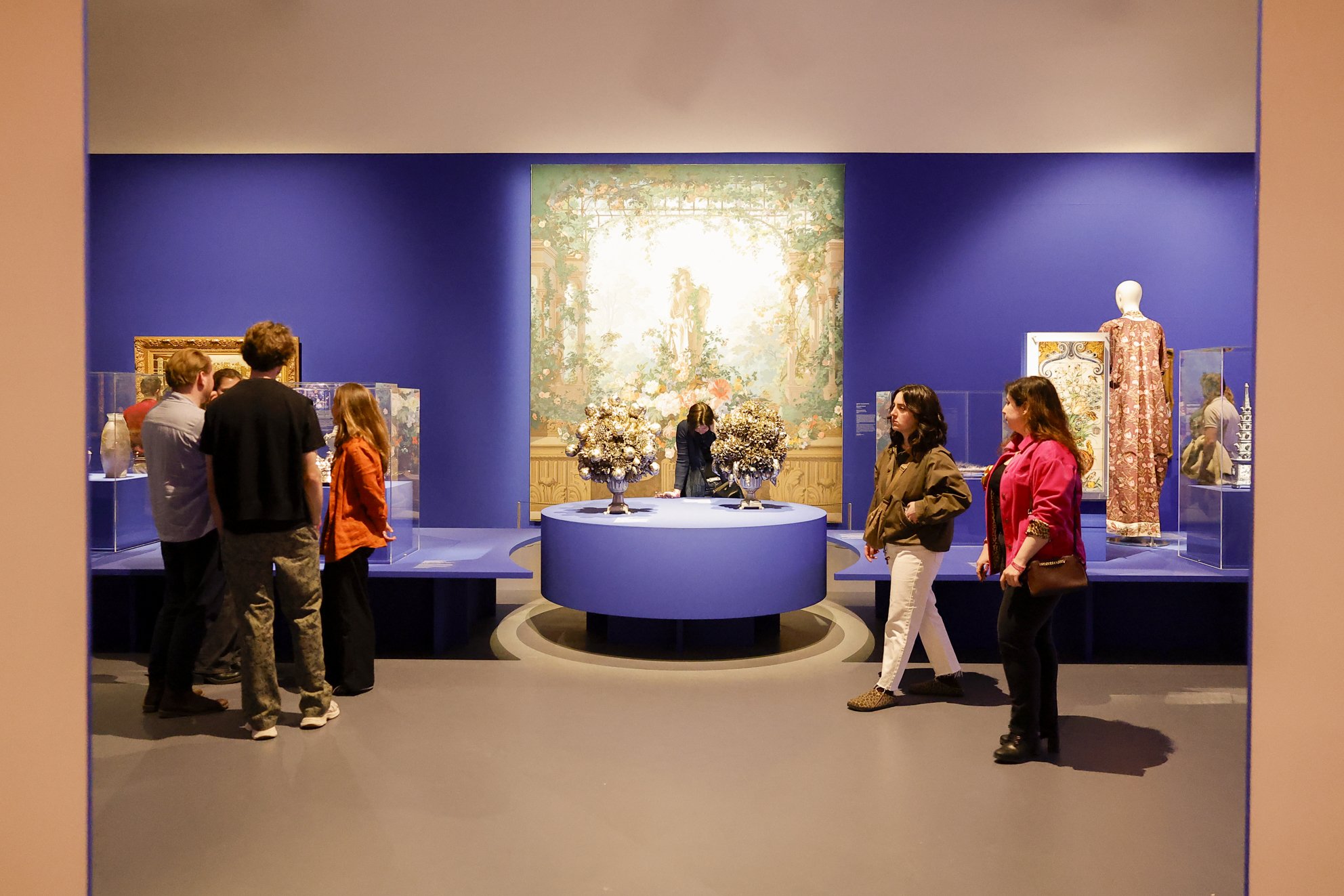 Bezoekers in de Kunsthal, foto: Bas Czerwinski 260417-BC-FNL-O.Festival-LOWRES-119.JPG