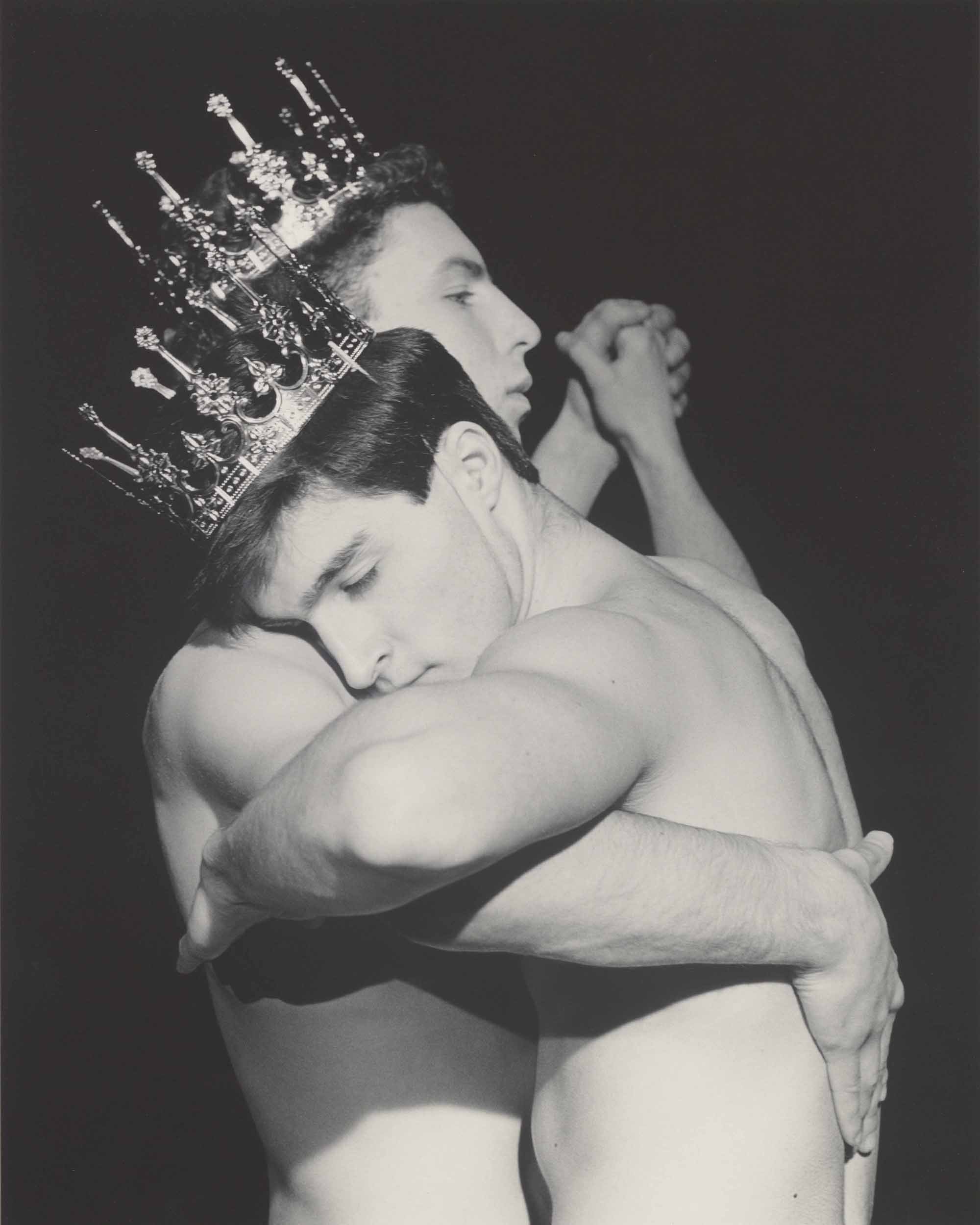 Two Men Dancing (1984) 05_RobertMapplethorpe_KunsthalRotterdam.jpg