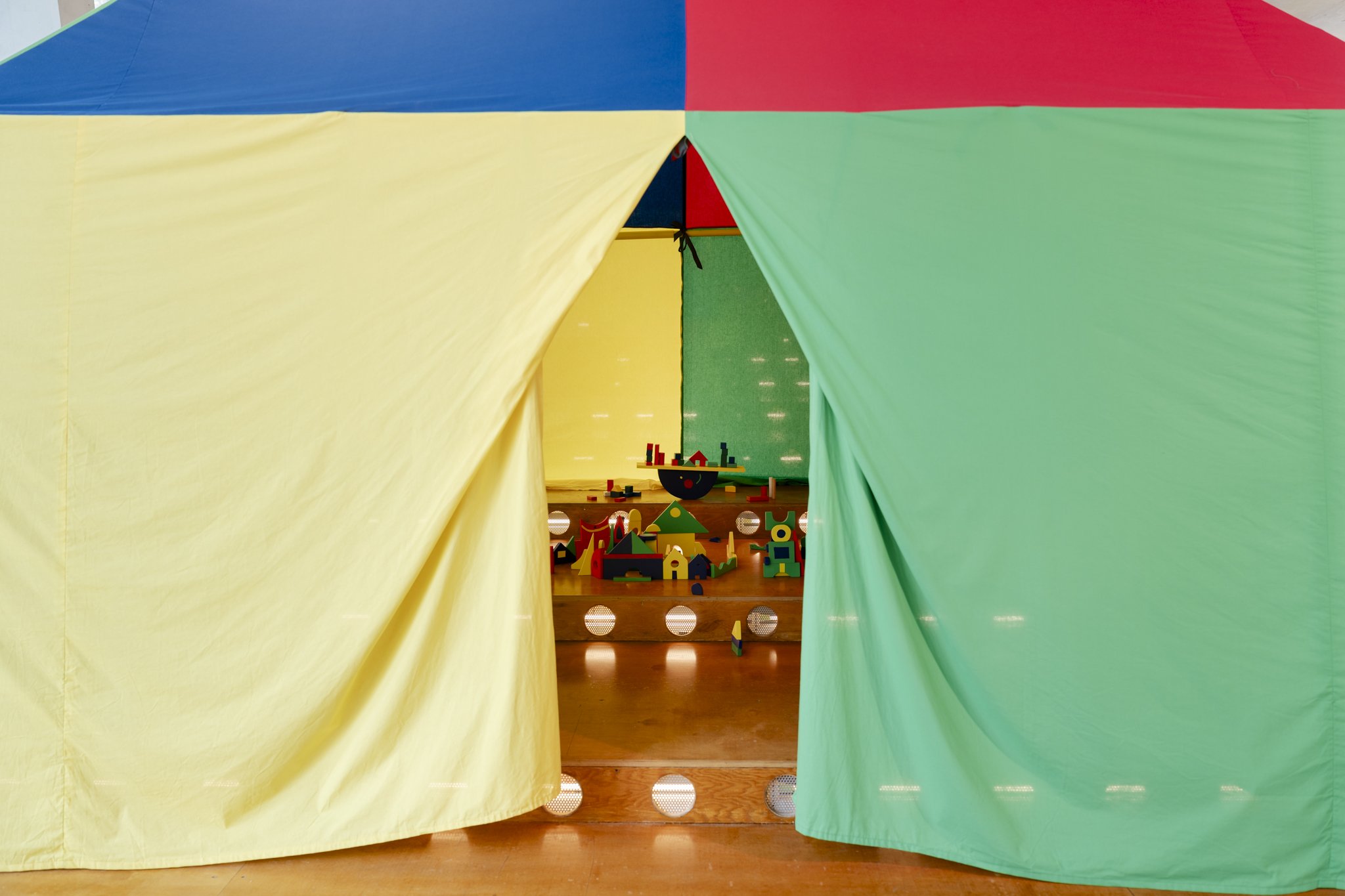 De Grote Zomer Hut, foto: Marco De Swart 5. Teuntje Fleur, De Grote Zomer Hut Low Res.JPG