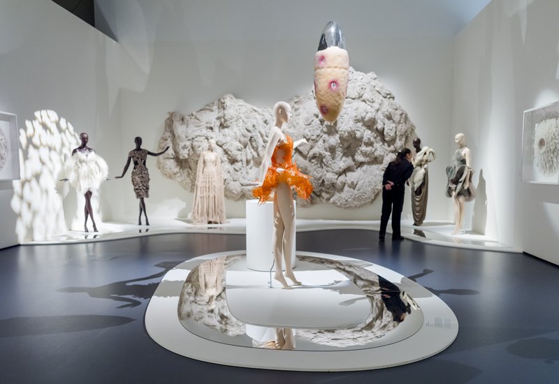 Iris van Herpen. Sculpting the Senses