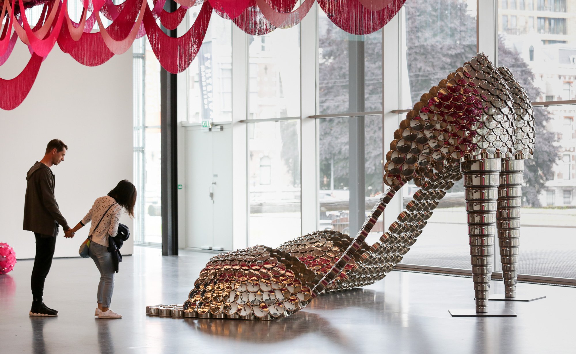 Joana Vasconcelos. I'm Your Mirror. Foto Fred Ernst 2FE24433-FredErnst-2000px-Website.jpg