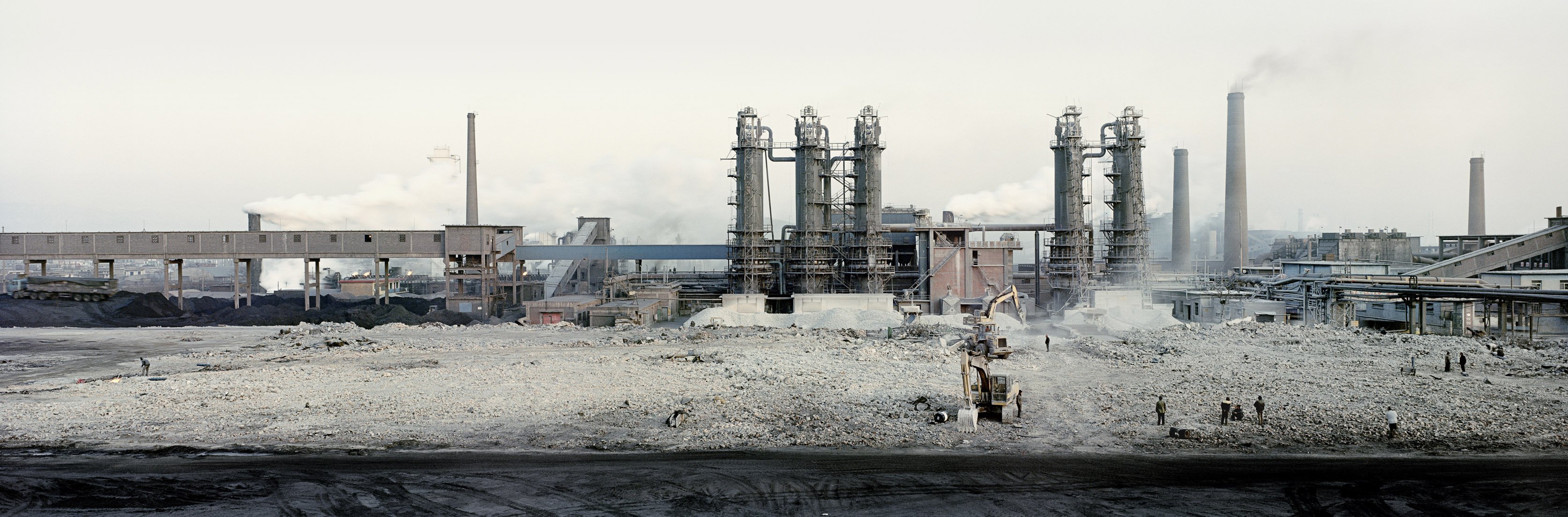 Steel Plant. Hancheng, Shaanxi, 2009 6) Staalfabriek. Hancheng, Shaanxi, 2009.jpg