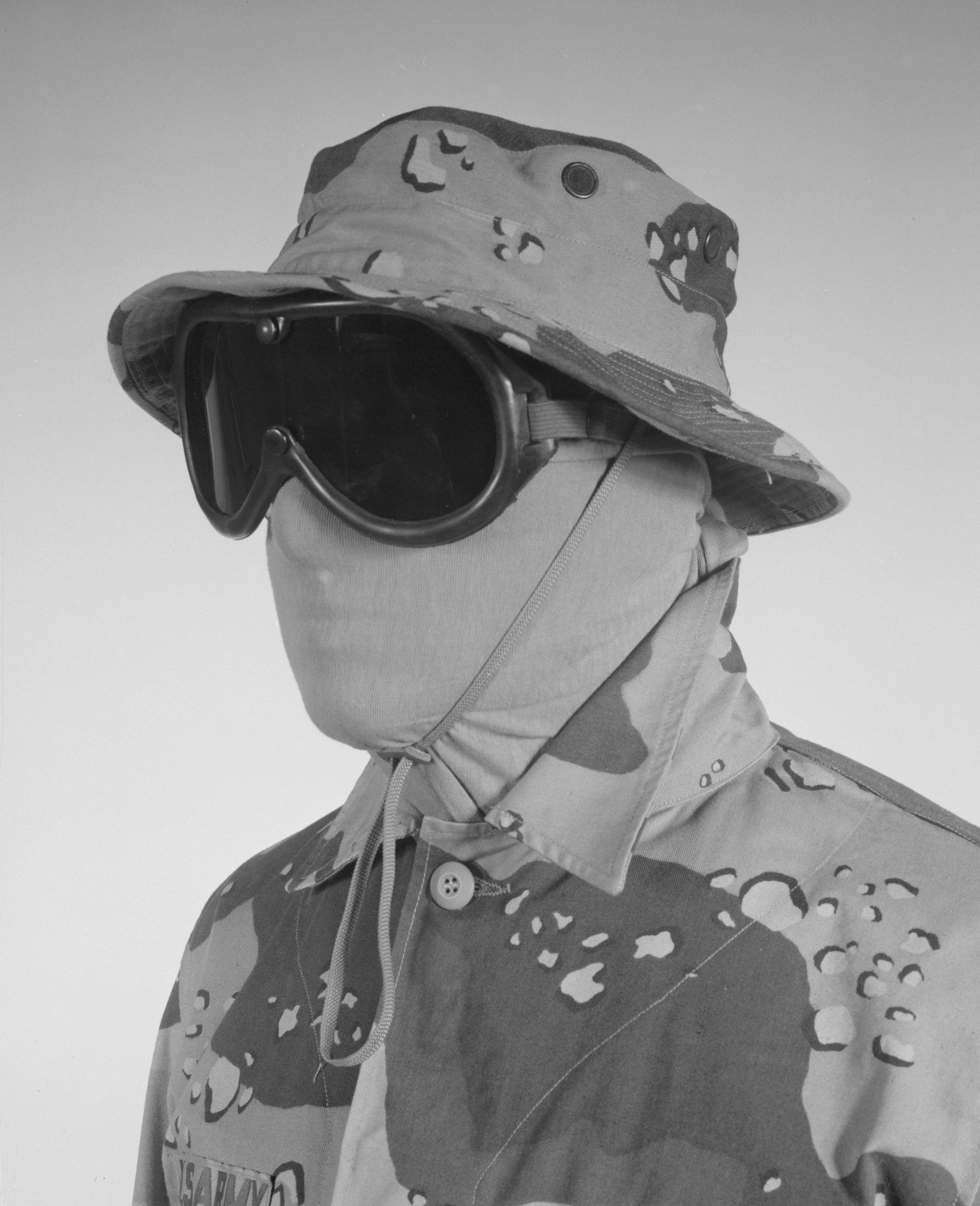 Fashion Army CEMEL, 1977 2_.jpg