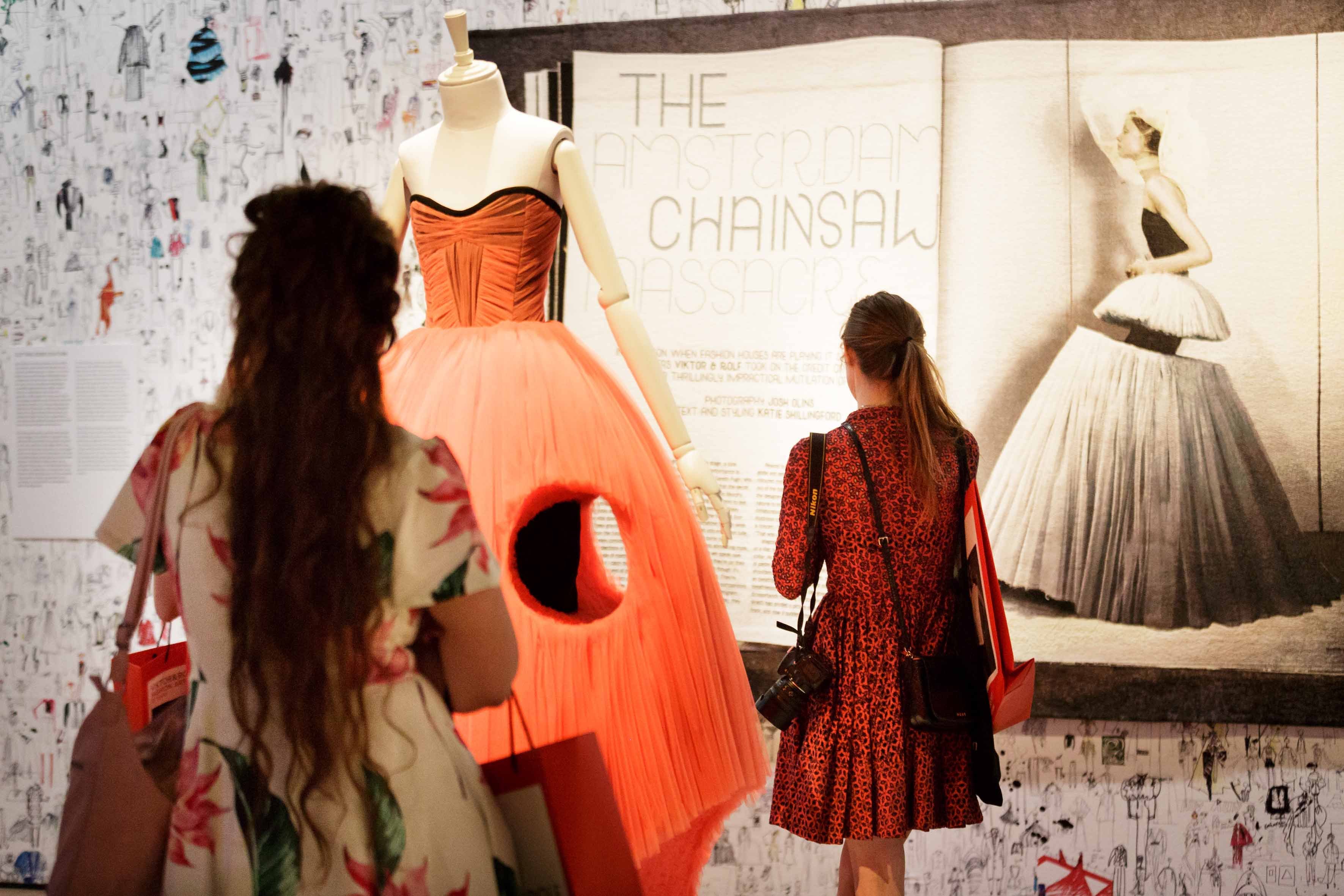 Viktor&Rolf: Fashion Artists 25 Years Photo: Fred Ernst LR_VIP event ViktorandRolf zaterdag 26 mei_Kunsthal Rotterdam_foto Fred Ernst (88).jpg