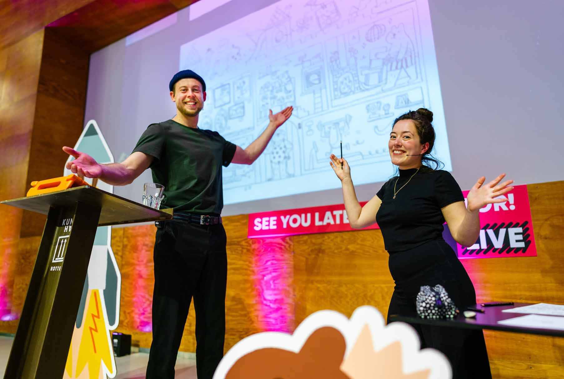 Poet Wessel and illustrator Yara during See you Later, Illustrator! Photo Marco De Swart See You Later, Illustrator 7 mei 2021 Low res 01 (67).jpg