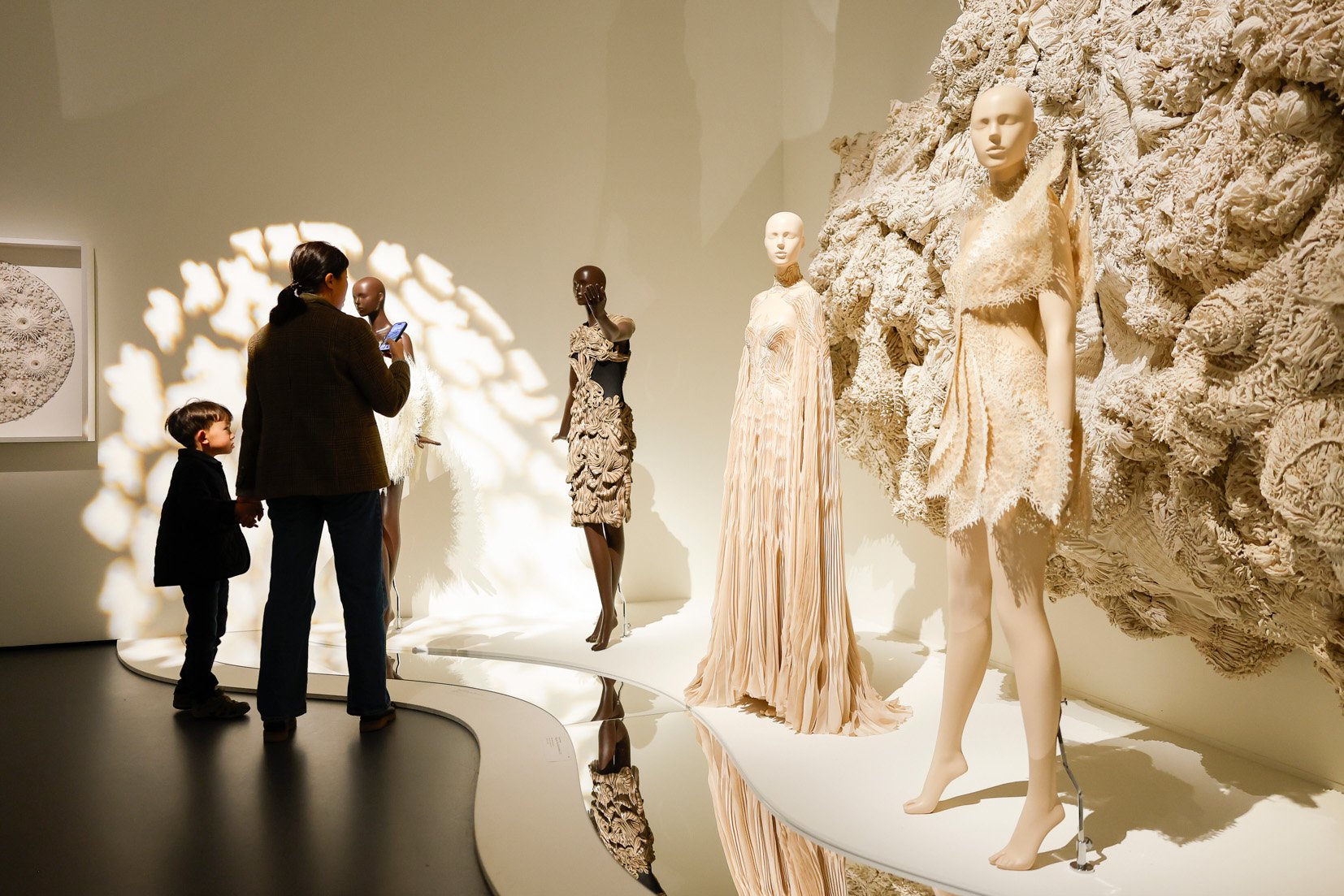 Exhibition Iris van Herpen: Sculpting the Senses. Photo: Bas Czerwinski 251017-BC-FNL-LOWRES-090.jpg