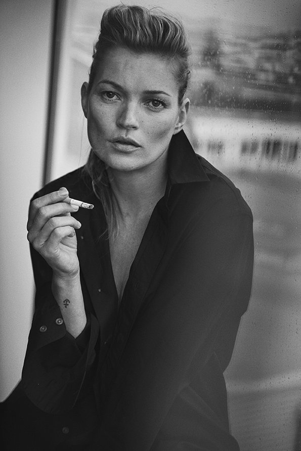 Kate Moss, Paris, 2015 Vogue Italia © Peter Lindbergh (Courtesy of Peter Lindbergh, Paris / Gagosian Gallery) KUNSTHAL_LIND.001.jpg