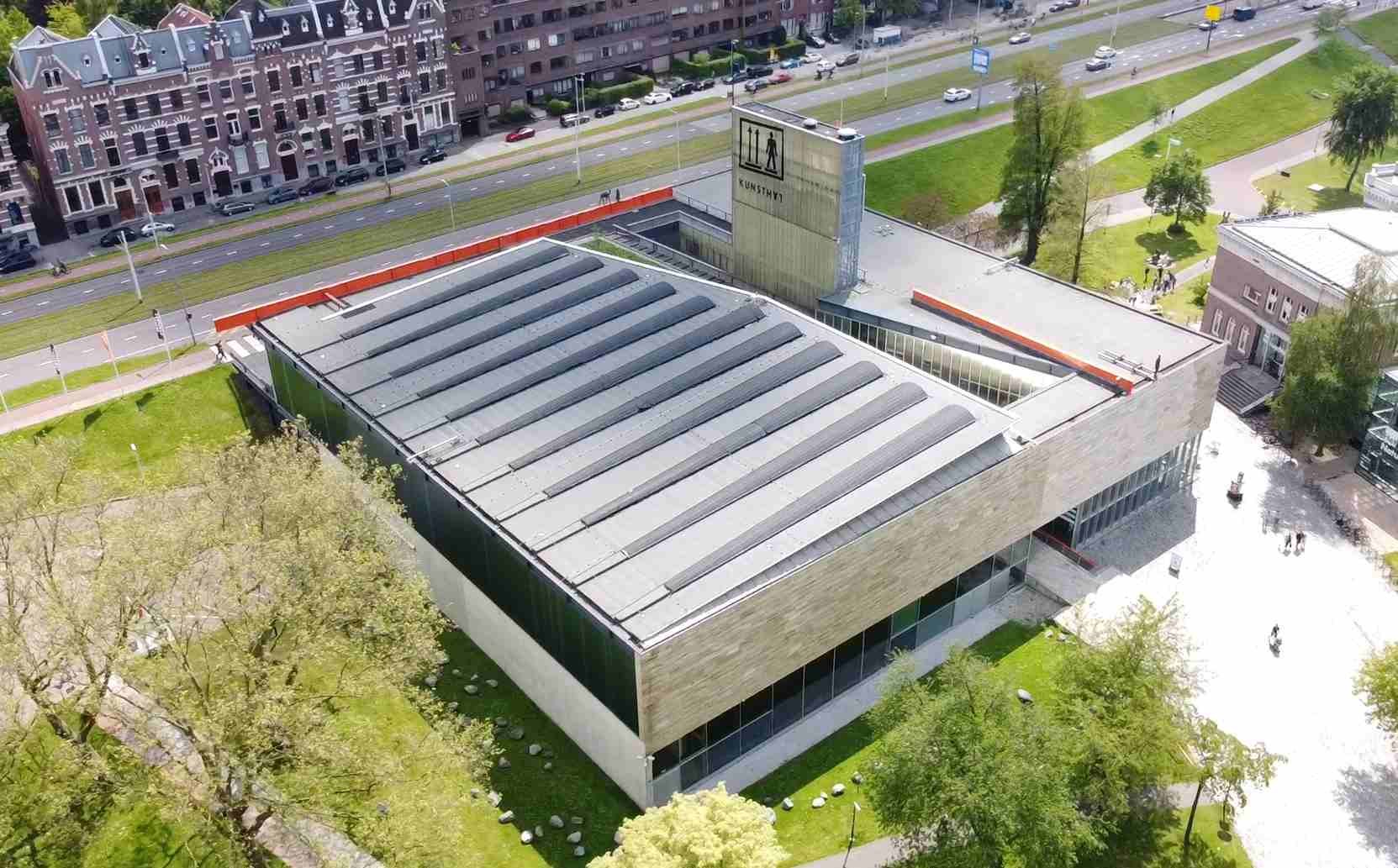 Kunsthal gebouw van boven LR.jpg