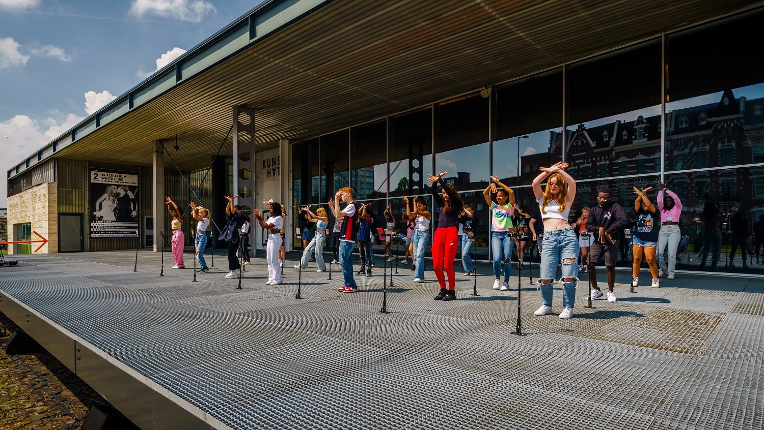 Kunsthal MatchMaker: Hype House, photo Marco De Swart. 2_Matchmaker Kunsthal Rotterdam 18 juli 2020 LR_MarcoDeSwart (34).jpg
