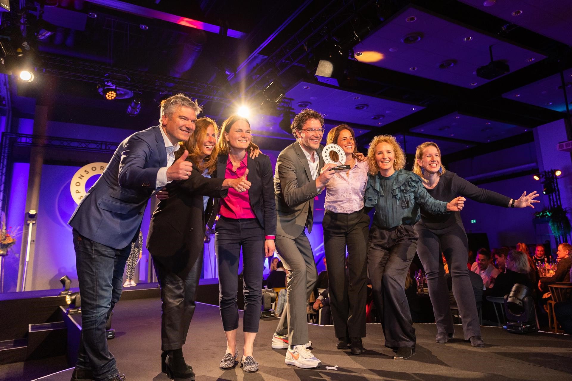 Nationale-Nederlanden en partners nemen de SponsorRing in ontvangst sponsorring.jpg