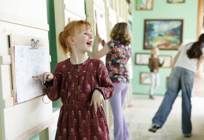 Max Drawing Studio