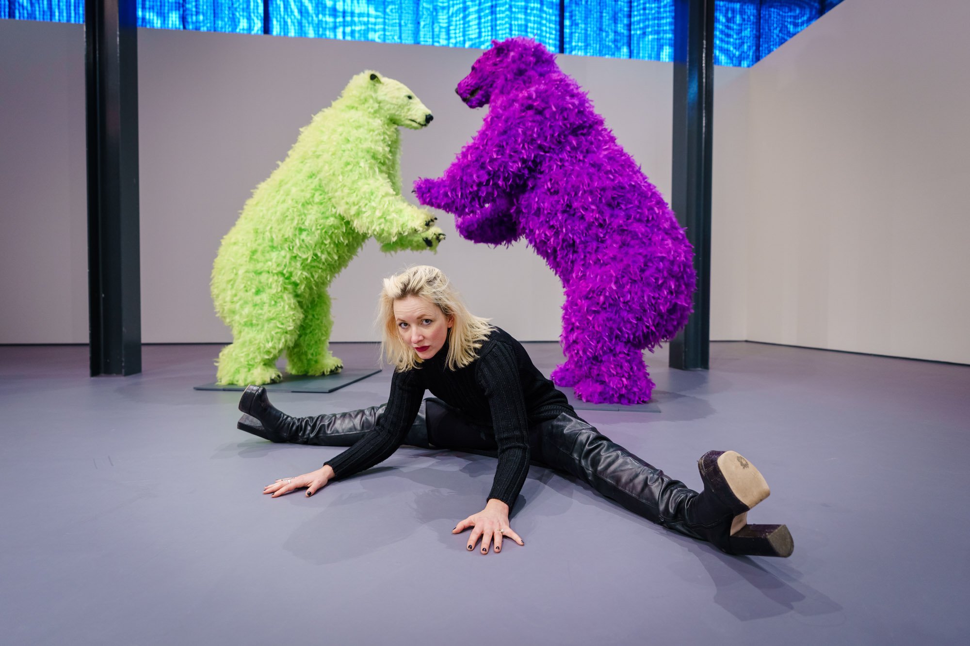 Elfie Tromp in We Are Animals, Kunsthal Rotterdam, photo: Marco De Swart We Are Animals Low Res 46.JPG