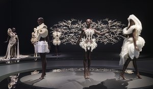 Tentoonstelling Iris van Herpen genomineerd