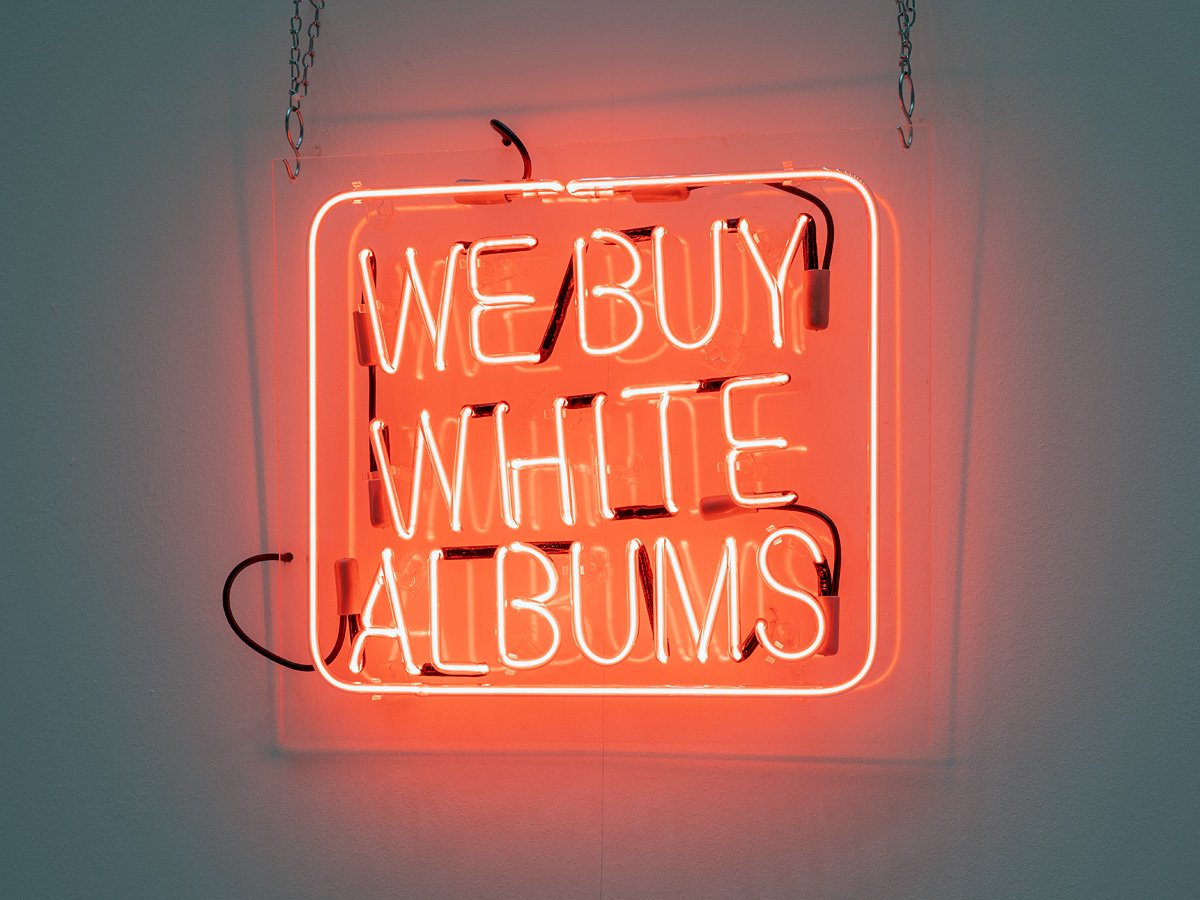 Rutherford Chang, We Buy White Albums, 2013-2019. Photo installation: © 2019, Henning Rogge/Deichtorhallen Hamburg 11. Rutherford Chang We Buy White Albums detail, © Rutherford Chang, photo © 2019, Henning Rogge.jpg