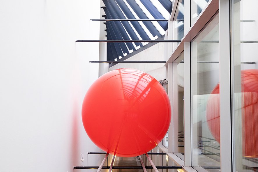 Installation shot 'Inertia', 2020, Sil Krol, foto Bas Czerwinski 200225-015_LR.jpg