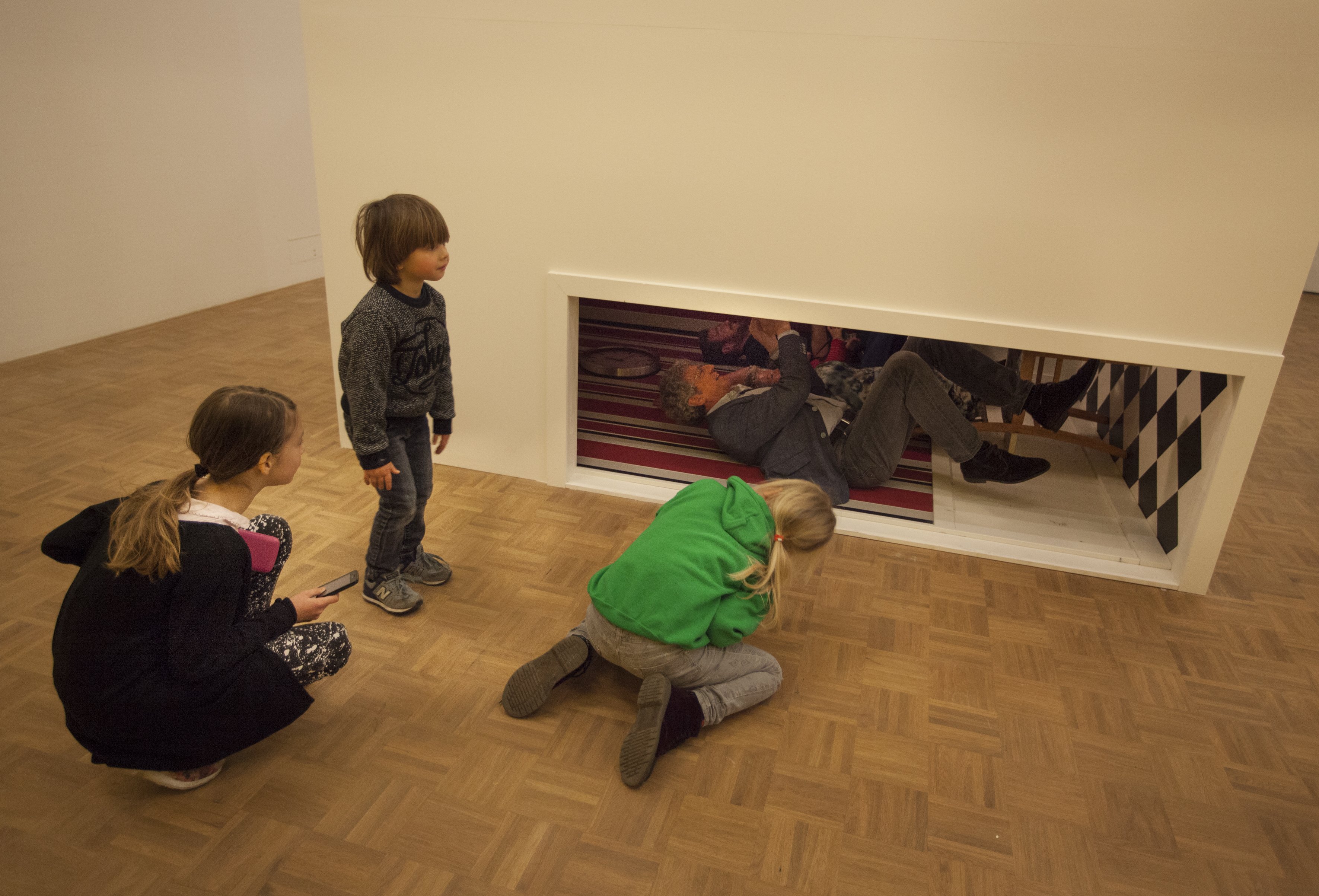 Tentoonstelling Philippe Halsman. Verbaas mij! Foto Daria Scagliola Opening_PhilippeHalsman_zat27mrt2016_foto_Daria_Scagliola_Kunsthal (34).jpg