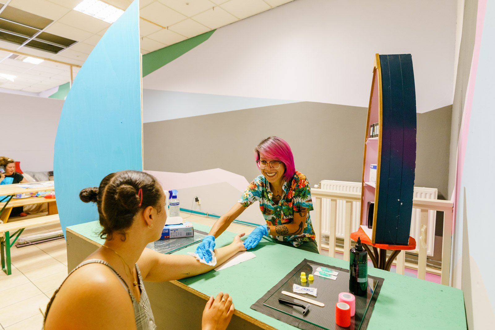 'Unbranding' door Johanna Franco Zapata, foto Marco De Swart. All You Can Art 25 juli 2019 LR 14.JPG