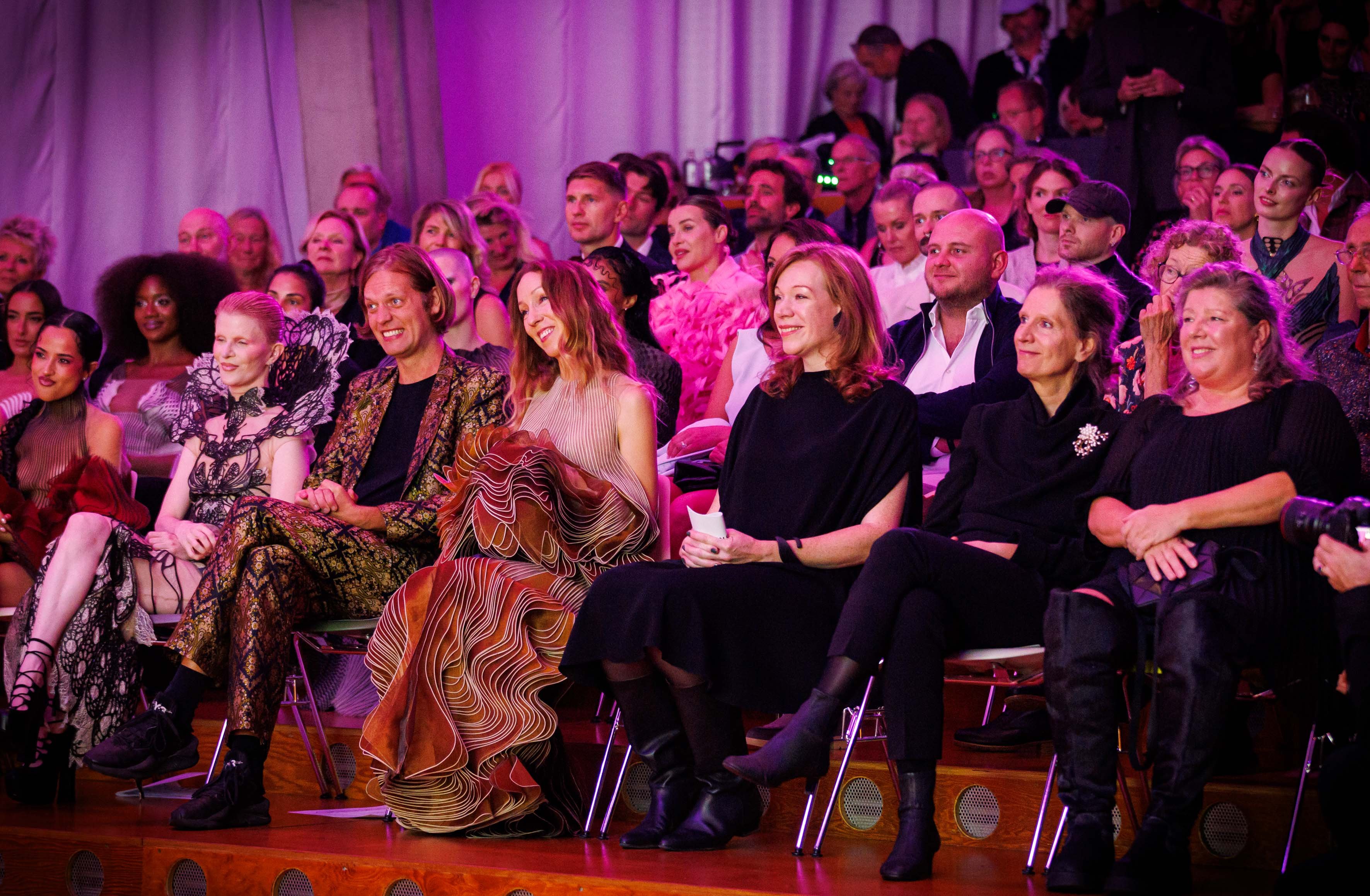 Opening van de tentoonstelling Iris van Herpen: Sculpting the Senses. Foto Fred Ernst. 250927-FE3187-FredErnst-Vres-300dpi.jpg