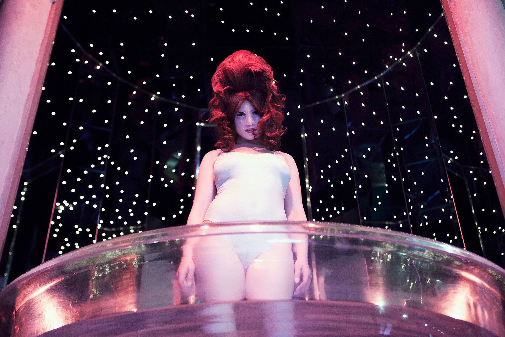 Juno Calypso, The Honeymoon, The Champagne Suite 10. Juno Calypso, The Honeymoon, The Champagne Suite_LR.jpg